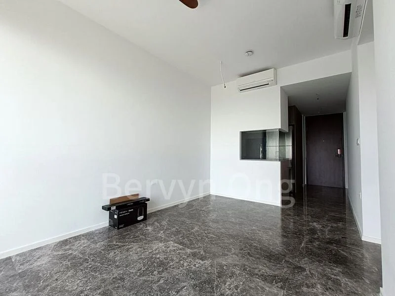 AVENUE SOUTH RESIDENCE 8