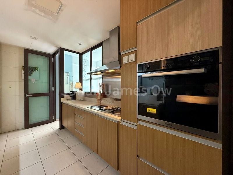 VARSITY PARK CONDOMINIUM 6