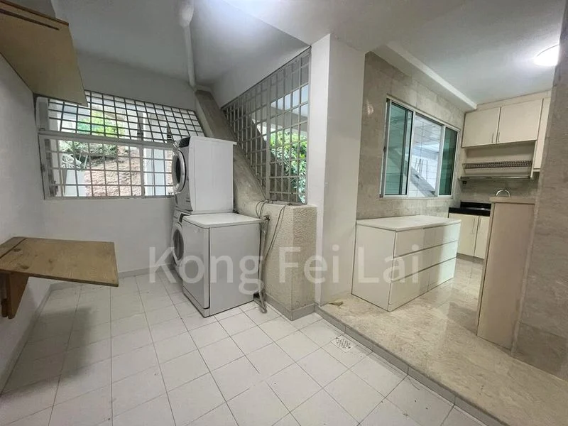 PEPYS HILL CONDOMINIUM 5