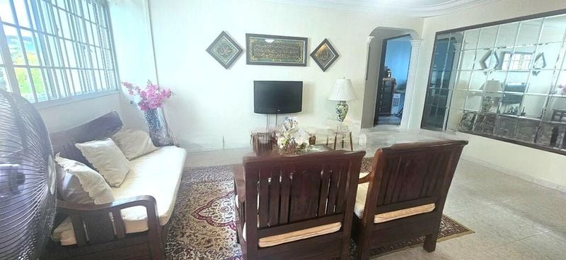 SERANGOON NTH AVE 1 12