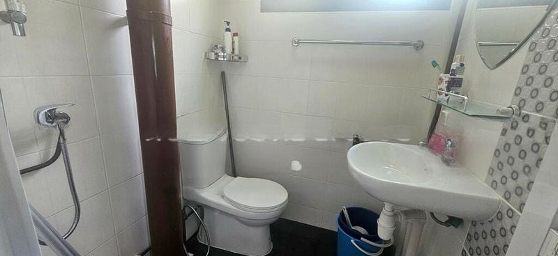 SERANGOON NTH AVE 1 7