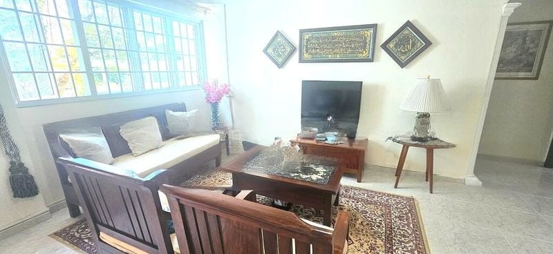 SERANGOON NTH AVE 1 13