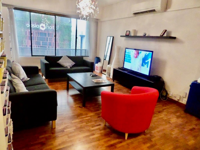 INTERNATIONAL PLAZA 9