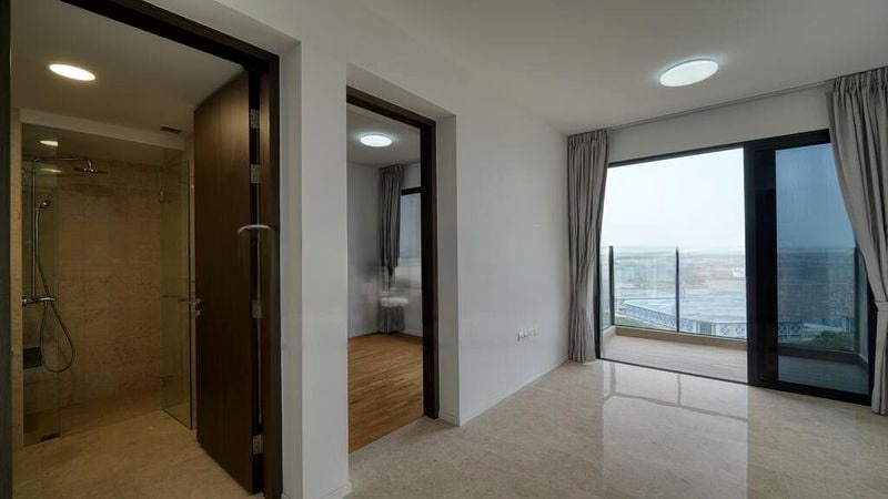 AVENUE SOUTH RESIDENCE 13