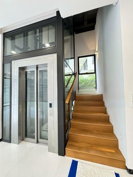 SELETAR HILLS ESTATE 5