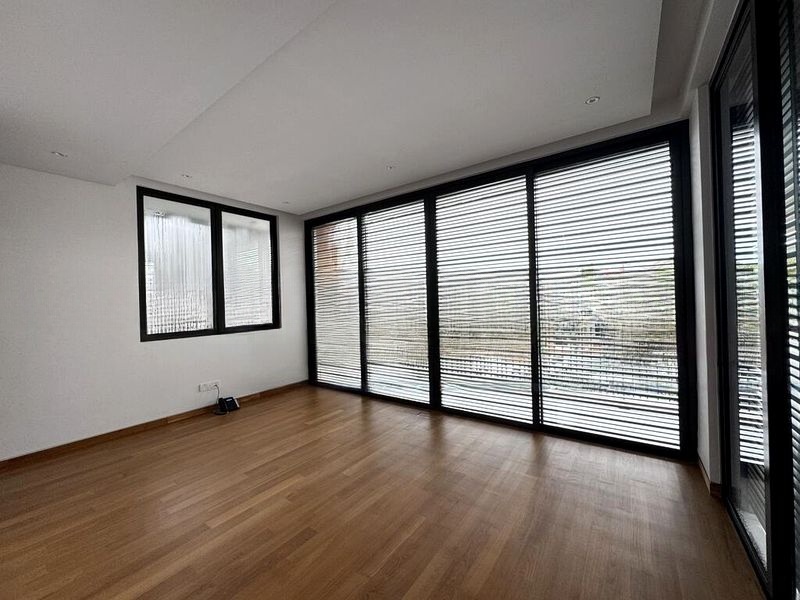 SELETAR HILLS ESTATE 4