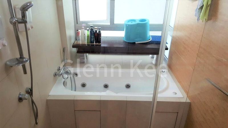 CLOVER BY THE PARK 7