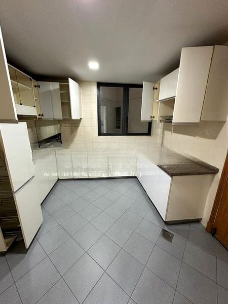 HAIG COURT 5