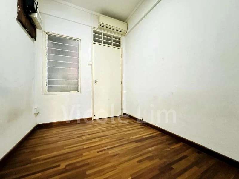 HOLLYWOOD APARTMENTS 2