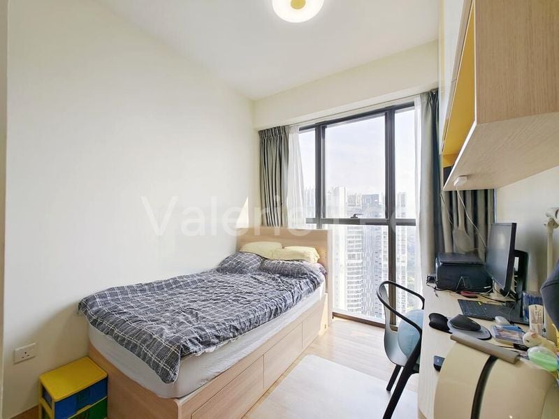 COMMONWEALTH TOWERS 7