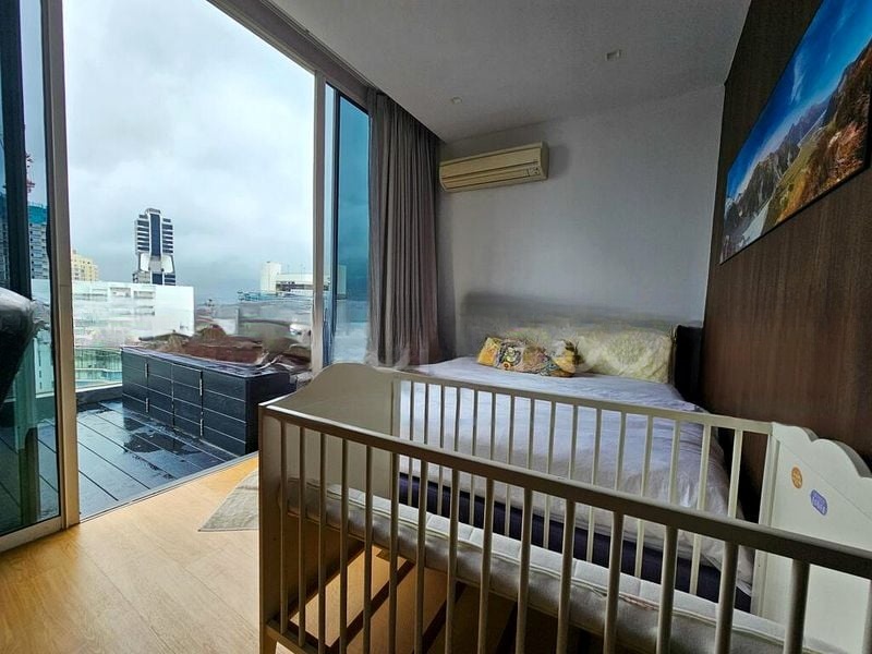 THE PEAK @ CAIRNHILL I 14