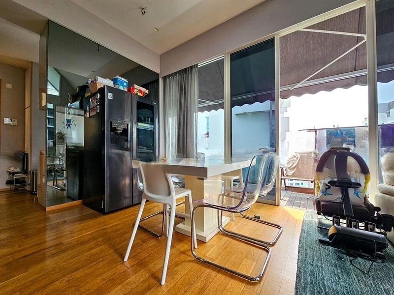 THE PEAK @ CAIRNHILL I 5