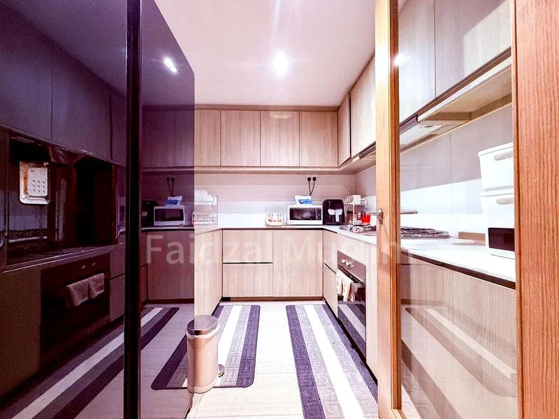 WESTWOOD RESIDENCES 8