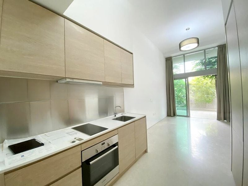 SENNETT RESIDENCE 6