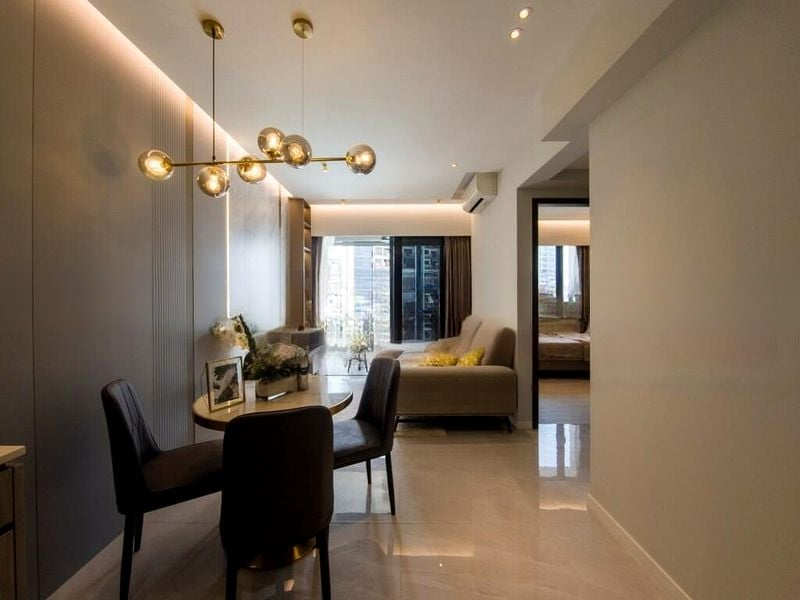 RIVERFRONT RESIDENCES 3