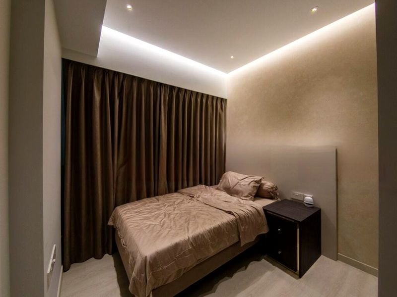 RIVERFRONT RESIDENCES 2