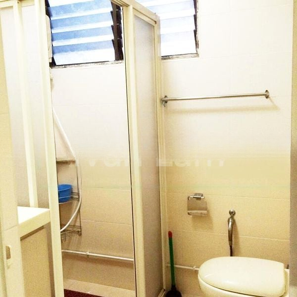 BT BATOK WEST AVE 6 12