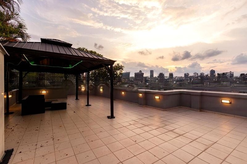 8 @ MOUNT SOPHIA 2