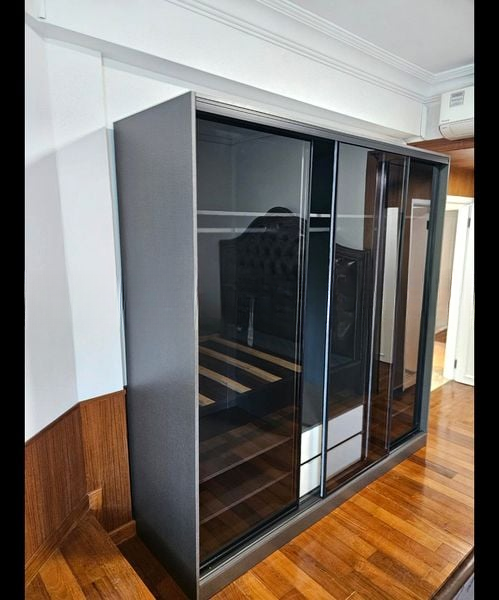 THE EDGEWATER 14