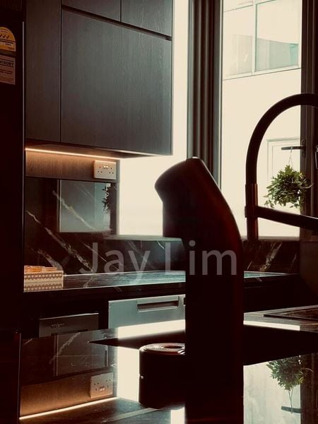 SKYLINE RESIDENCES 11