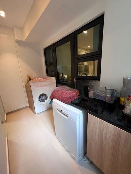 TREASURE AT TAMPINES 4