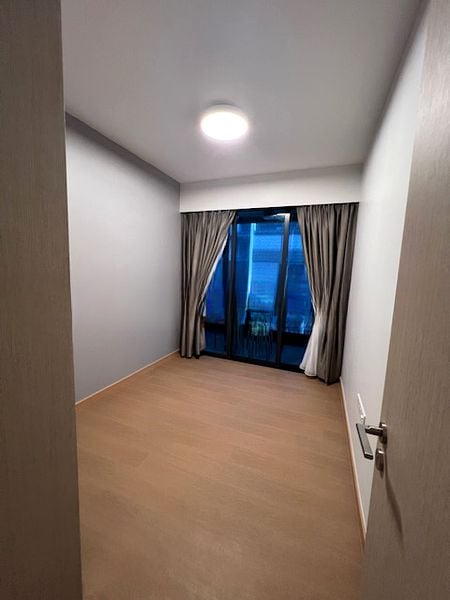 TREASURE AT TAMPINES 8