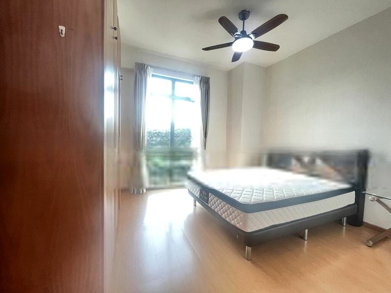 SIGNATURE PARK 5