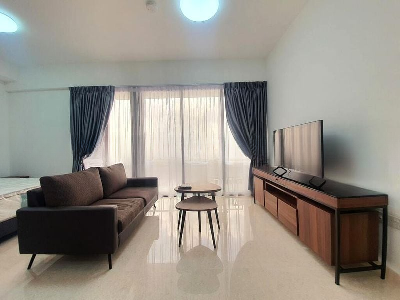 SEASIDE RESIDENCES 7