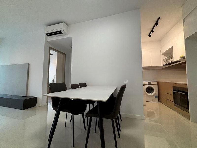 TREASURE AT TAMPINES 7