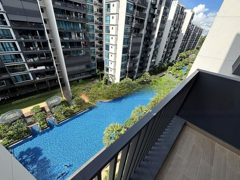 TREASURE AT TAMPINES 12