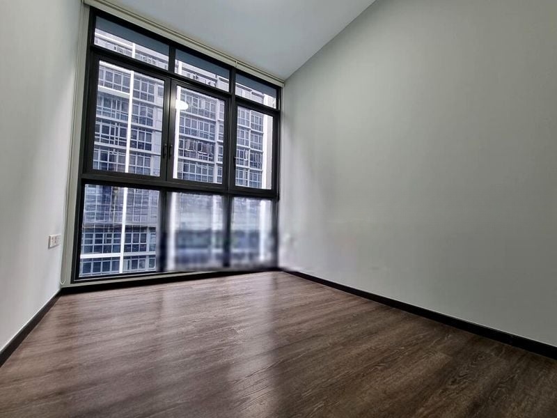 SYMPHONY SUITES 4