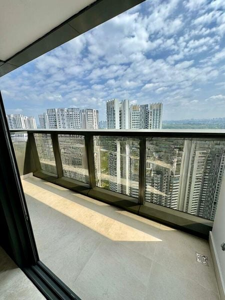 COMMONWEALTH TOWERS 4