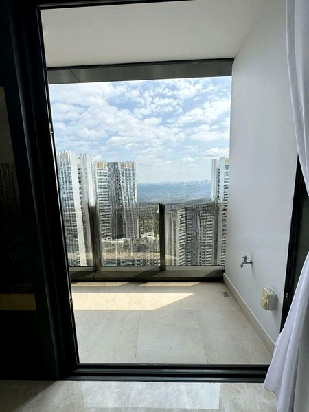 COMMONWEALTH TOWERS 5