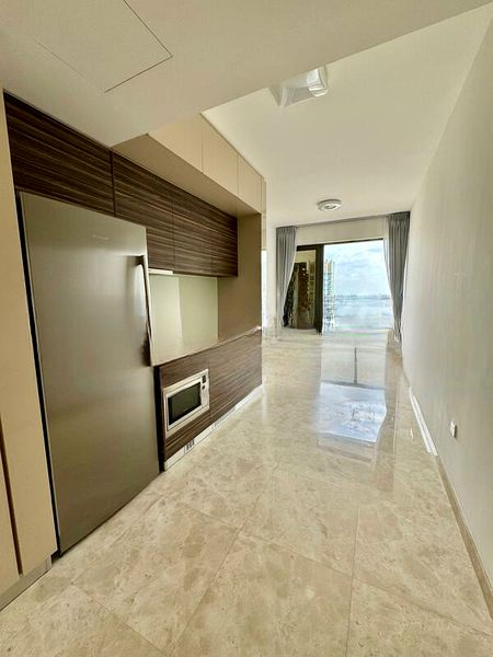 COMMONWEALTH TOWERS 8