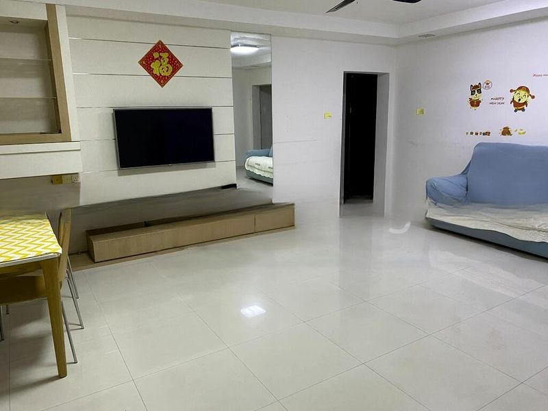 BT BATOK WEST AVE 6 4