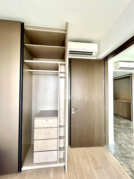 AVENUE SOUTH RESIDENCE 6