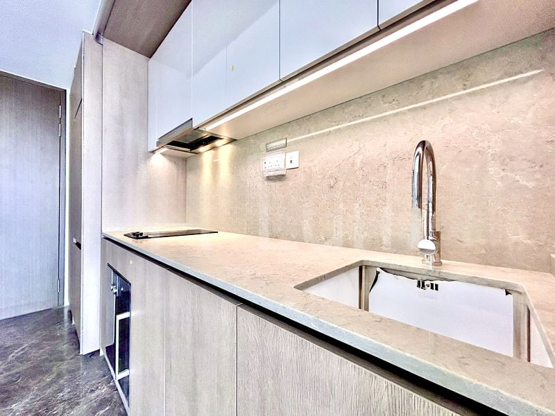 AVENUE SOUTH RESIDENCE 14