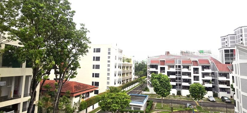 FAR HORIZON GARDENS 13