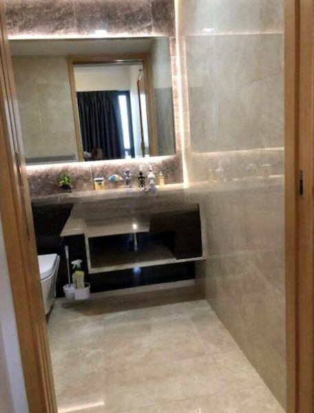 COMMONWEALTH TOWERS 6