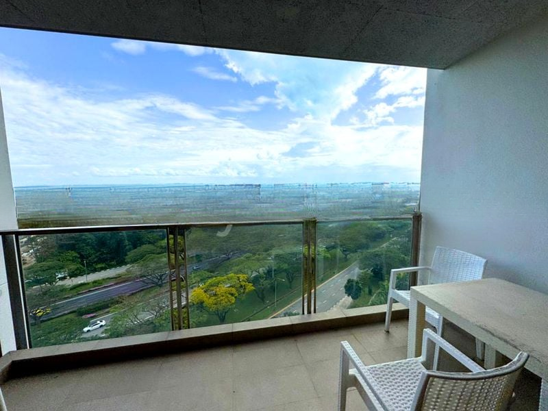 SEASIDE RESIDENCES 4