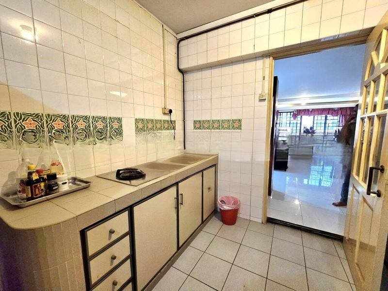 SERANGOON NTH AVE 4 5