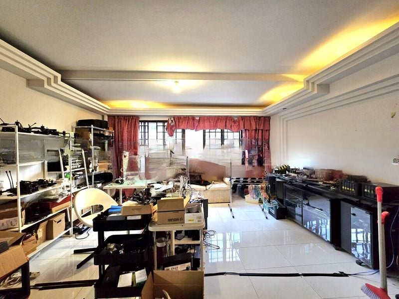 SERANGOON NTH AVE 4 4