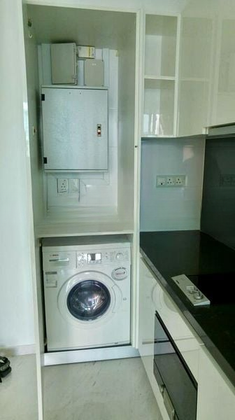 LINCOLN SUITES 2