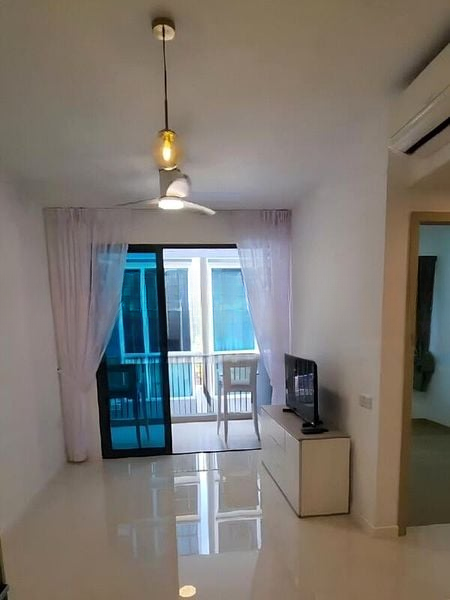 TREASURE AT TAMPINES 8