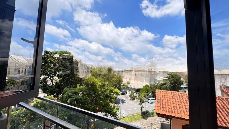 PARKWOOD RESIDENCES 5