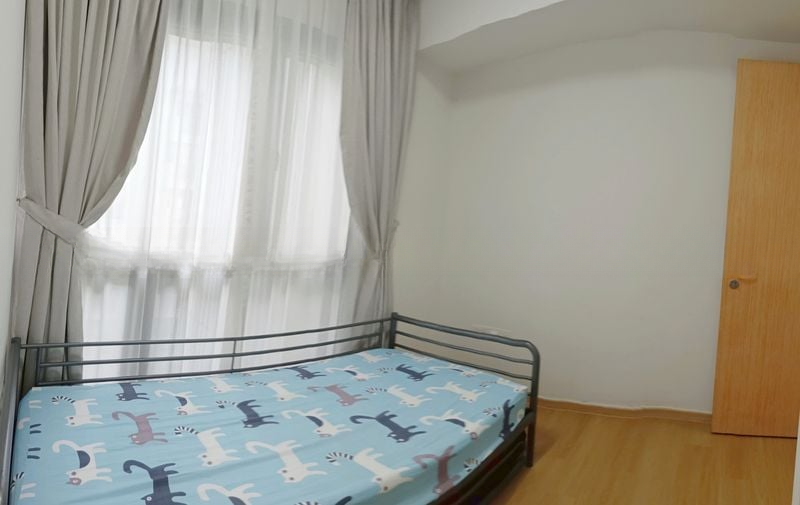 THE LAKEFRONT RESIDENCES 8