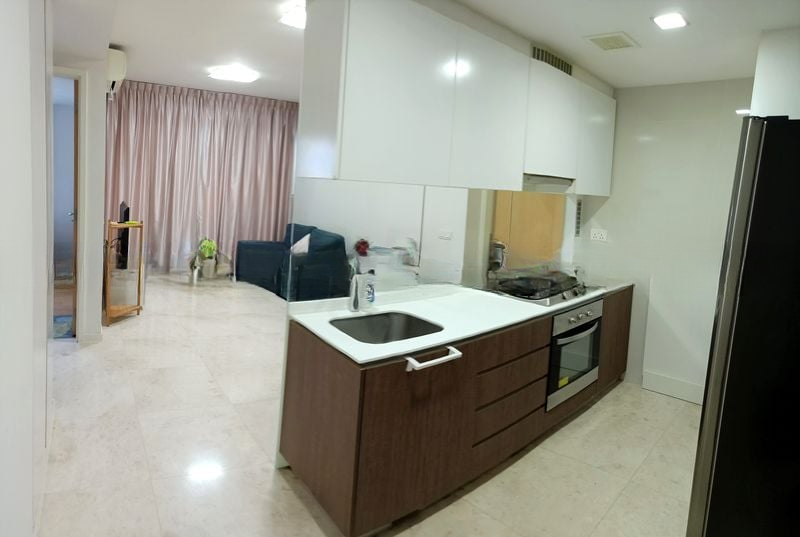 THE LAKEFRONT RESIDENCES 2