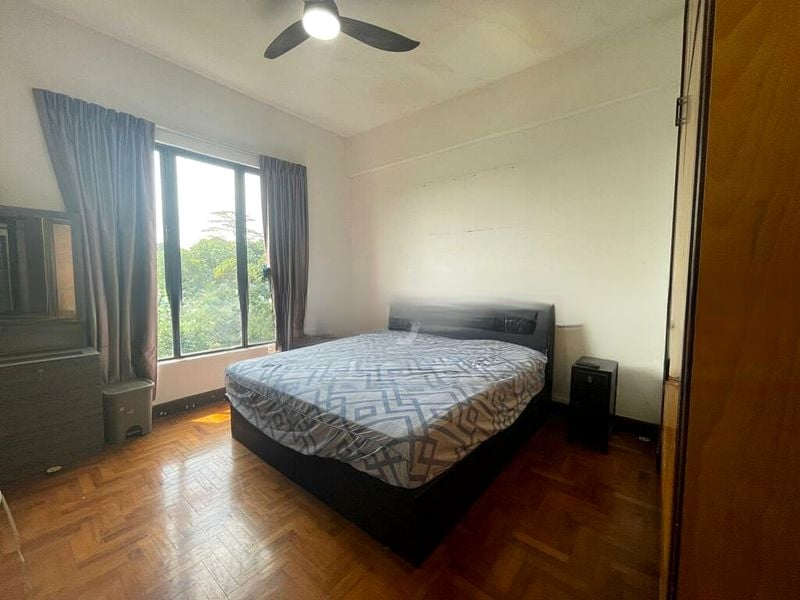 REGENT HEIGHTS 7