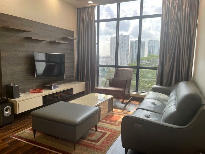 REGENT HEIGHTS 11