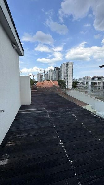 MELROSE VILLE 1